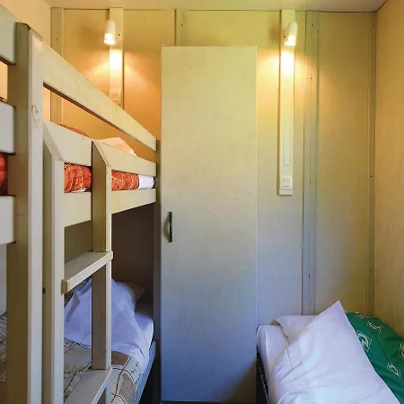 Two-bedroom Holiday In Pinarello Querciolo * Camp du Cap Sud